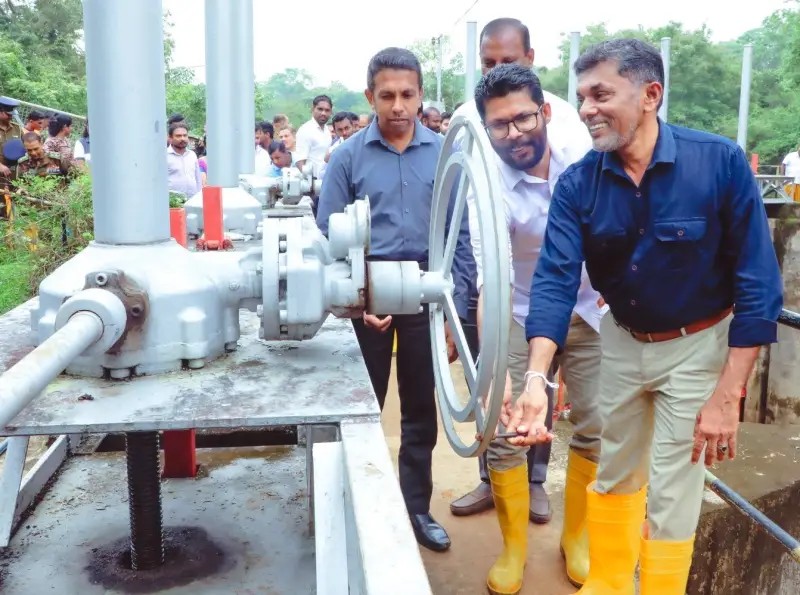 ඇළ­හැර අමුණ ප්‍රති­සං­ස්ක­ර­ණ­ය කර පළමු දියවර මුදා හැරේ – Govimina.com ...